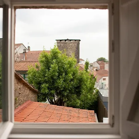 Sunny With Private Garden In The Center Vut-00722 Nyaraló Santiago de Compostela