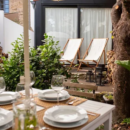 Sunny With Private Garden In The Center Vut-00722 * Santiago de Compostela